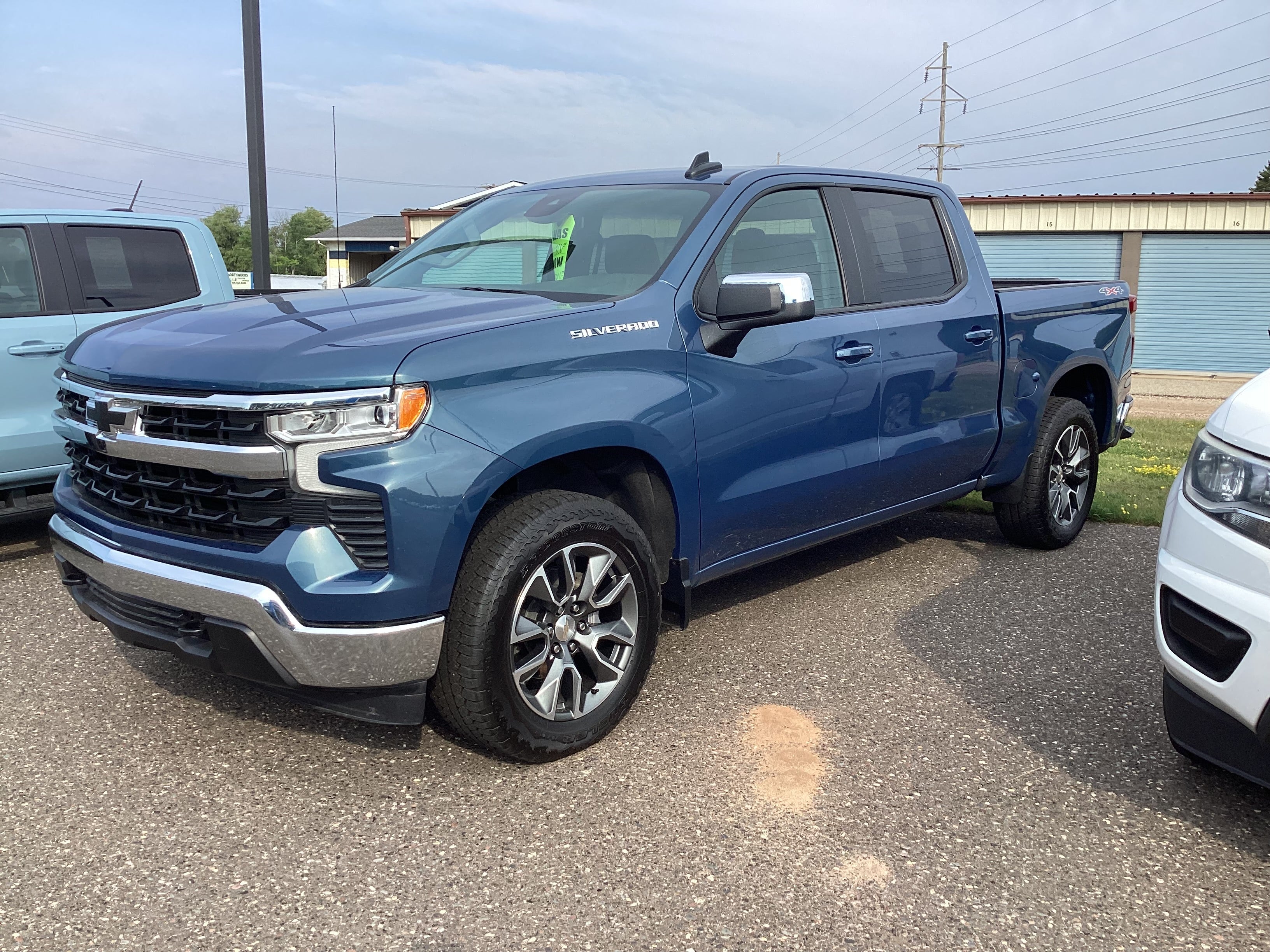 2024 Chevrolet Silverado 1500 LT (2FL)